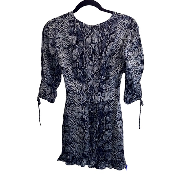 Reformation Scarlett serpent print mini dress. - Picture 4 of 11